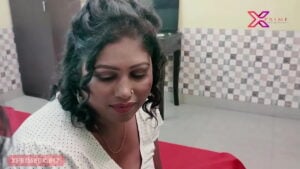 Hot Xxxxx Video Hindiऑनलाइन सेक्सी एप पर गजरे वाली साउथ लड़की हुई नंगी, दिखाई चूत वीडियो