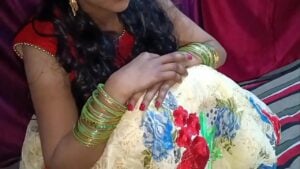 Indian Sexvidioचूत से चूत घिसकर सेक्स करती 2 लेस्बियन इंडियन गर्ल्स वीडियो