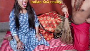 Indian Sexxxxxxxxxxxxरांची की मिल्फ रंडी घोड़ी बनकर चूत चुदवाती है क्सक्सक्स बीएफ वीडियो