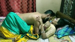 Tongue fucking and pleasure with a kinky indian gal xxxxvibeo.com